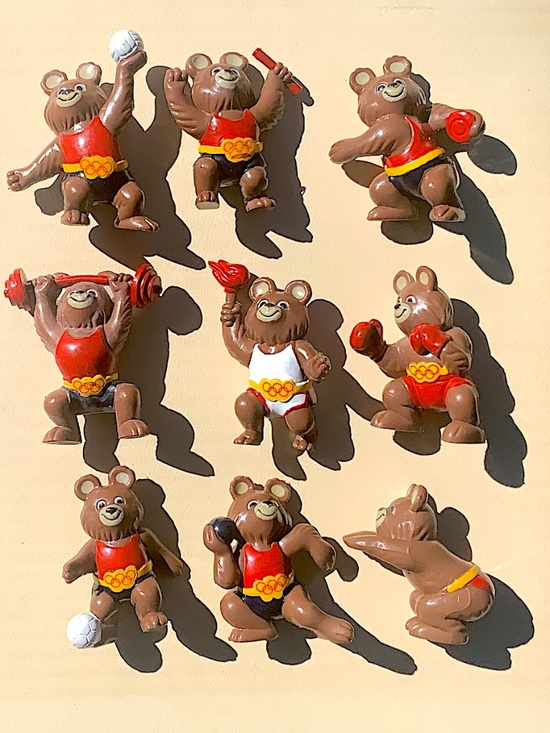 Other - Full set Sport Bears / 1980 Olympics